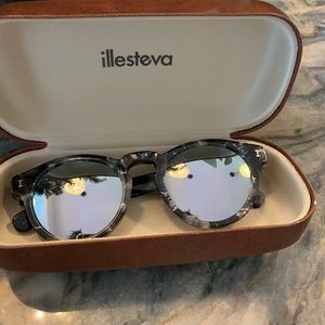 Illesteva Leonard Sunglasses